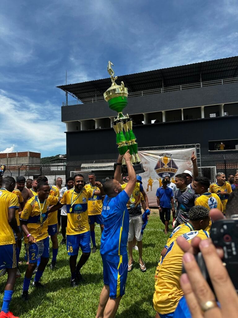 Real Madri Goleia Mangueiras e Conquista o Tri no Campeonato Fabricianense 4 img 1509
